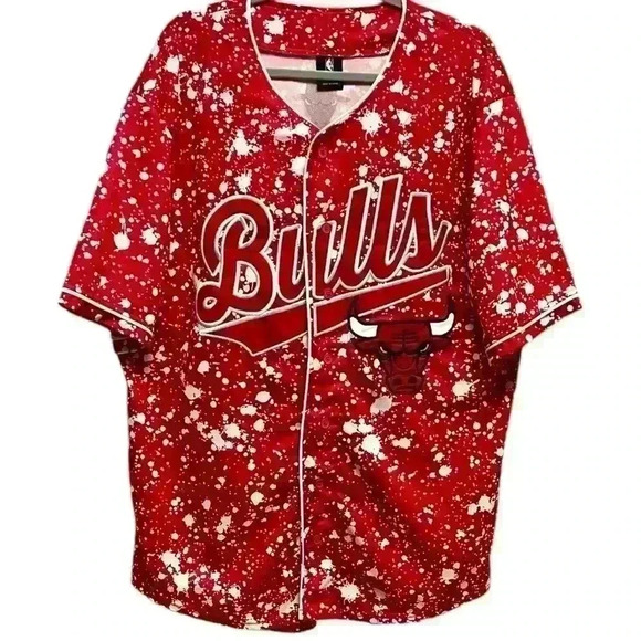 Chicago Bulls Licensed NBA Jersey.  Men’s XXL. Pre Owned in Very good condition - Picture 1 of 7